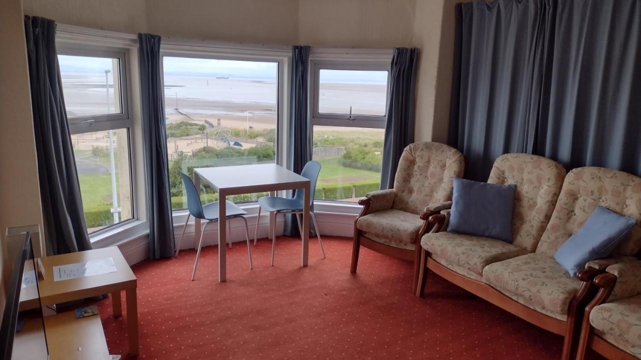 Апартаменти The Kathrene Second Floor Sea View Флітвуд Екстер'єр фото